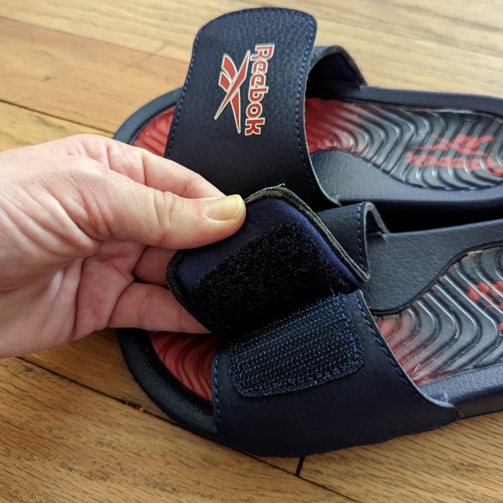 Boy's Reebok Slides - Size 12 - Picture 3 of 7